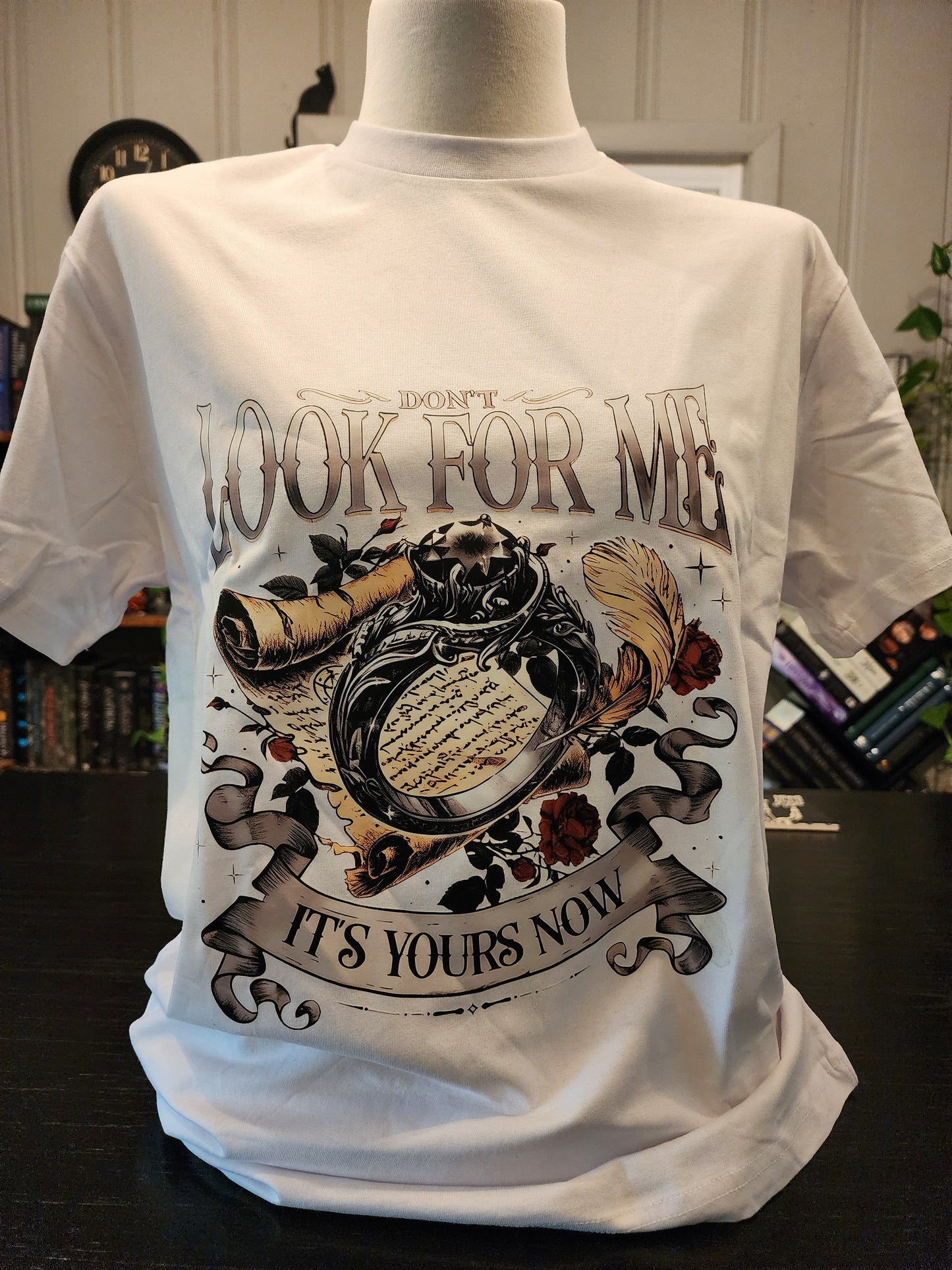Don't Look For Me Tee