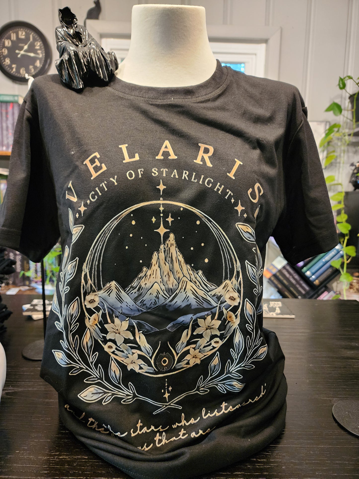 Velaris Tee