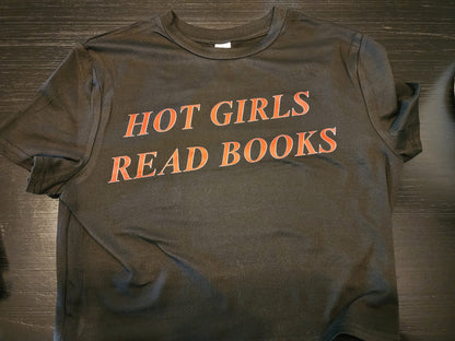 Hot Girls Read Books Cropped Tank